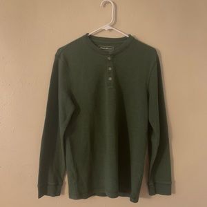 Men’s green Eddie Bauer sweater. Size small.